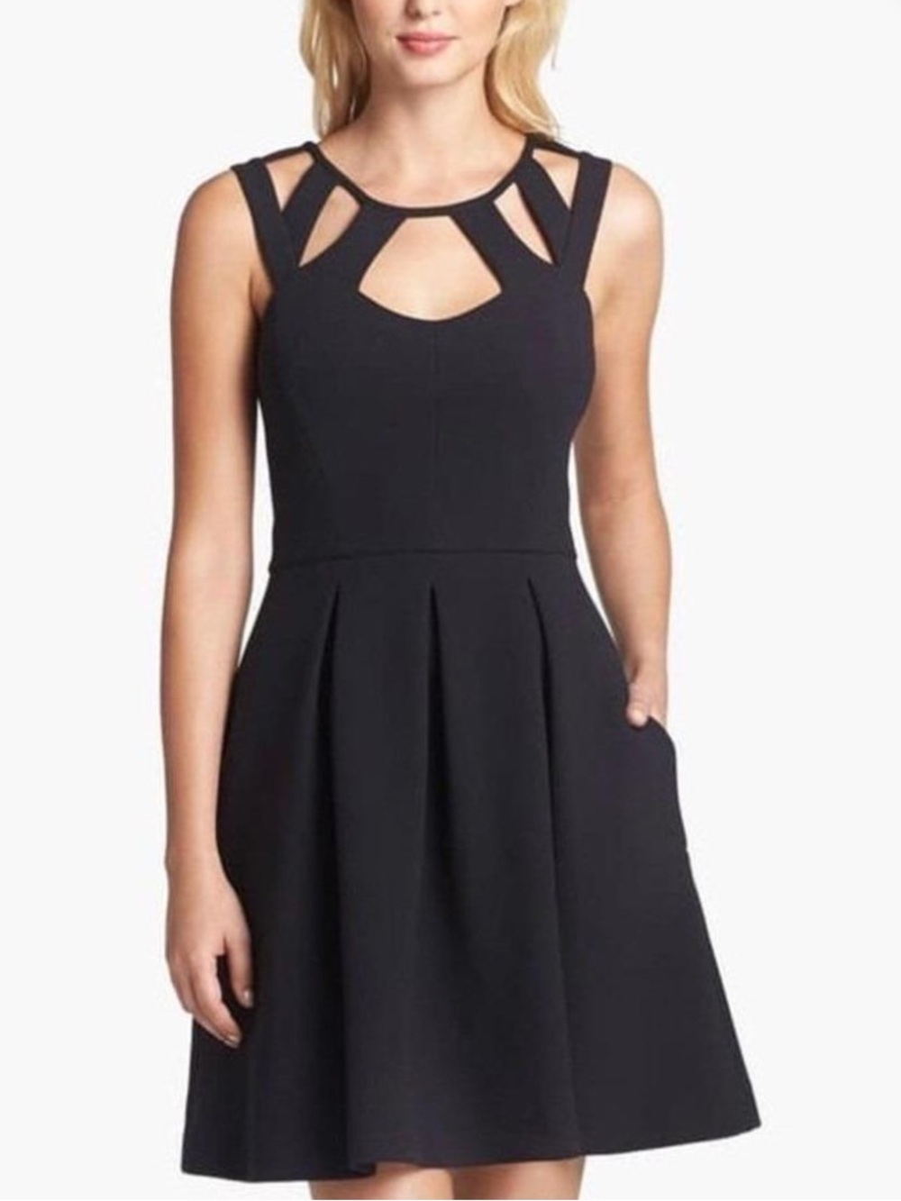Betsey Johnson NWT Dark Navy Blue Cutout Neckline Pleated Dress - Size 4